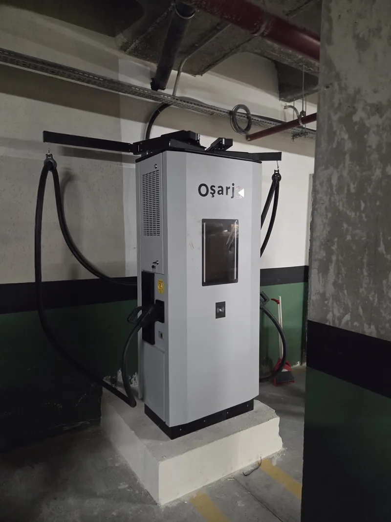 Zen Pırlanta Genel Müdürlük kapalı otoparkında OŞARJ DC hızlı şarj istasyonu